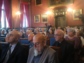 Publiczność zgromadzona podczas uroczystości na Uniwersytecie Jagiellońskim