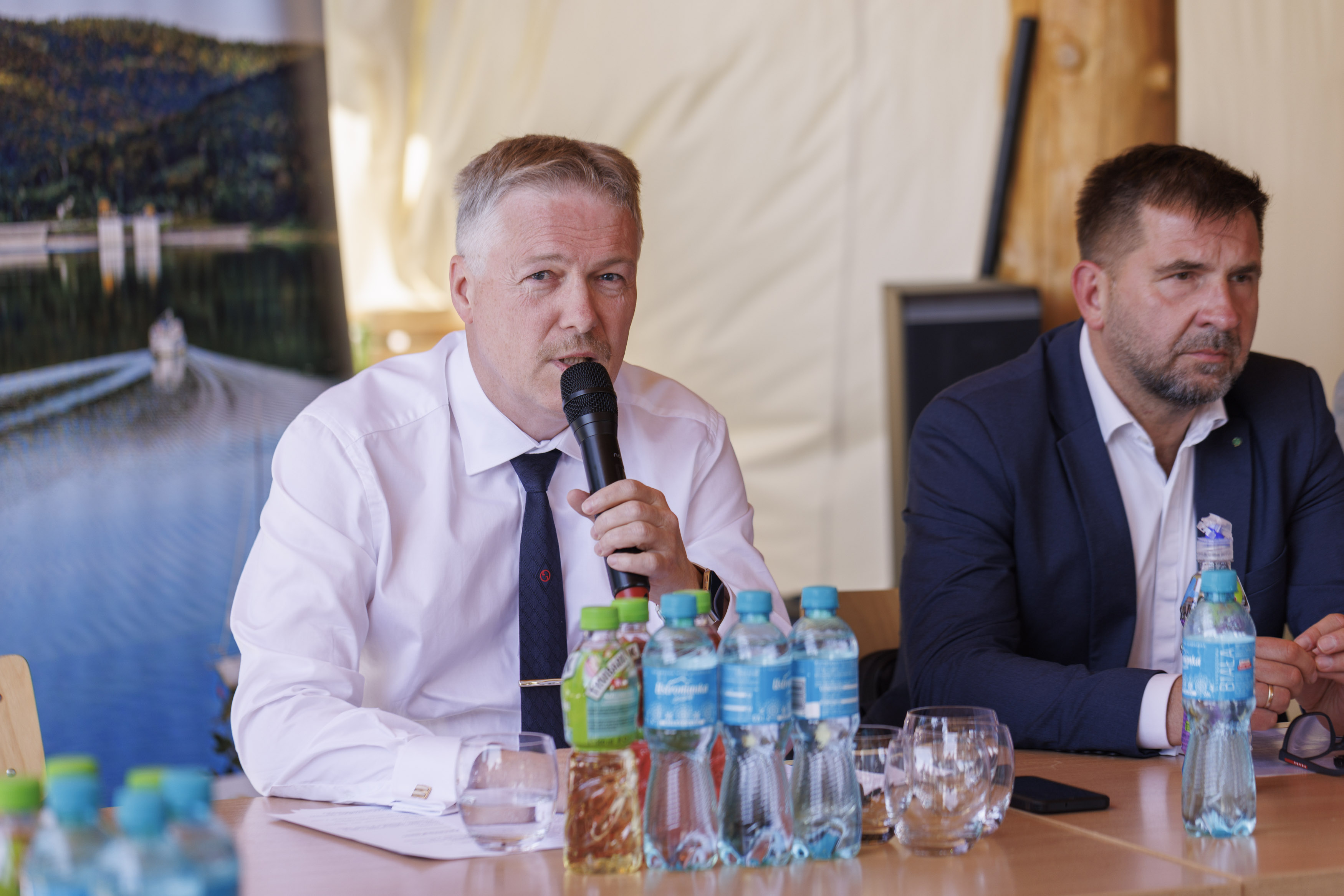 Posiedzenie Wojewódzkiego Zespołu Zarządzania Kryzysowego w Świnnej Porębie